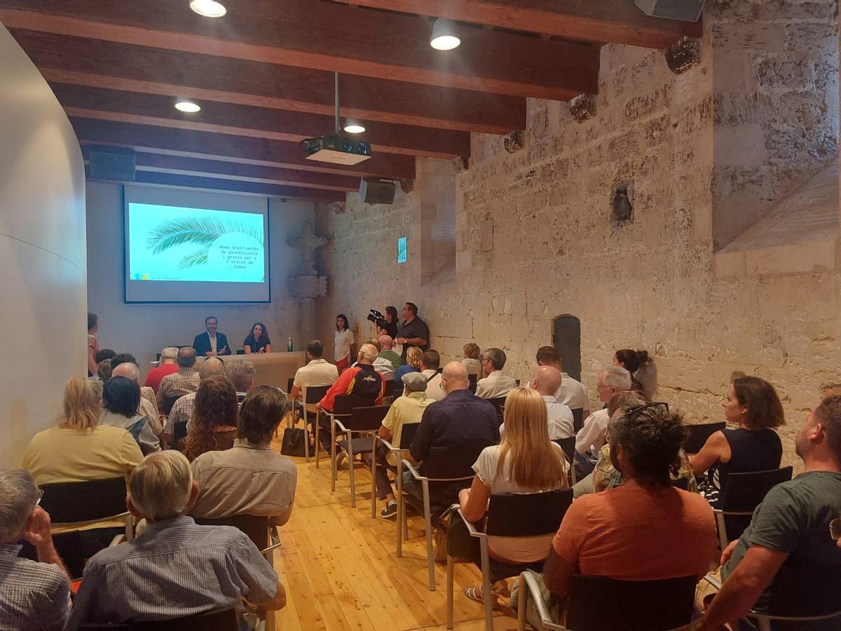 La Mesa del Árbol extraordinaria se ha celebrado esta tarde en Bellver.