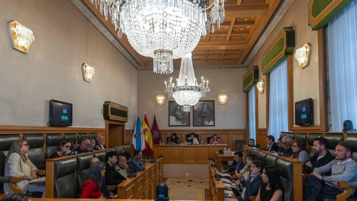 Pleno ordinario de abril no Concello de Santiago