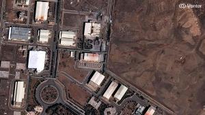 Els EUA i Israel ataquen la central de Natanz, cor del pla nuclear iranià