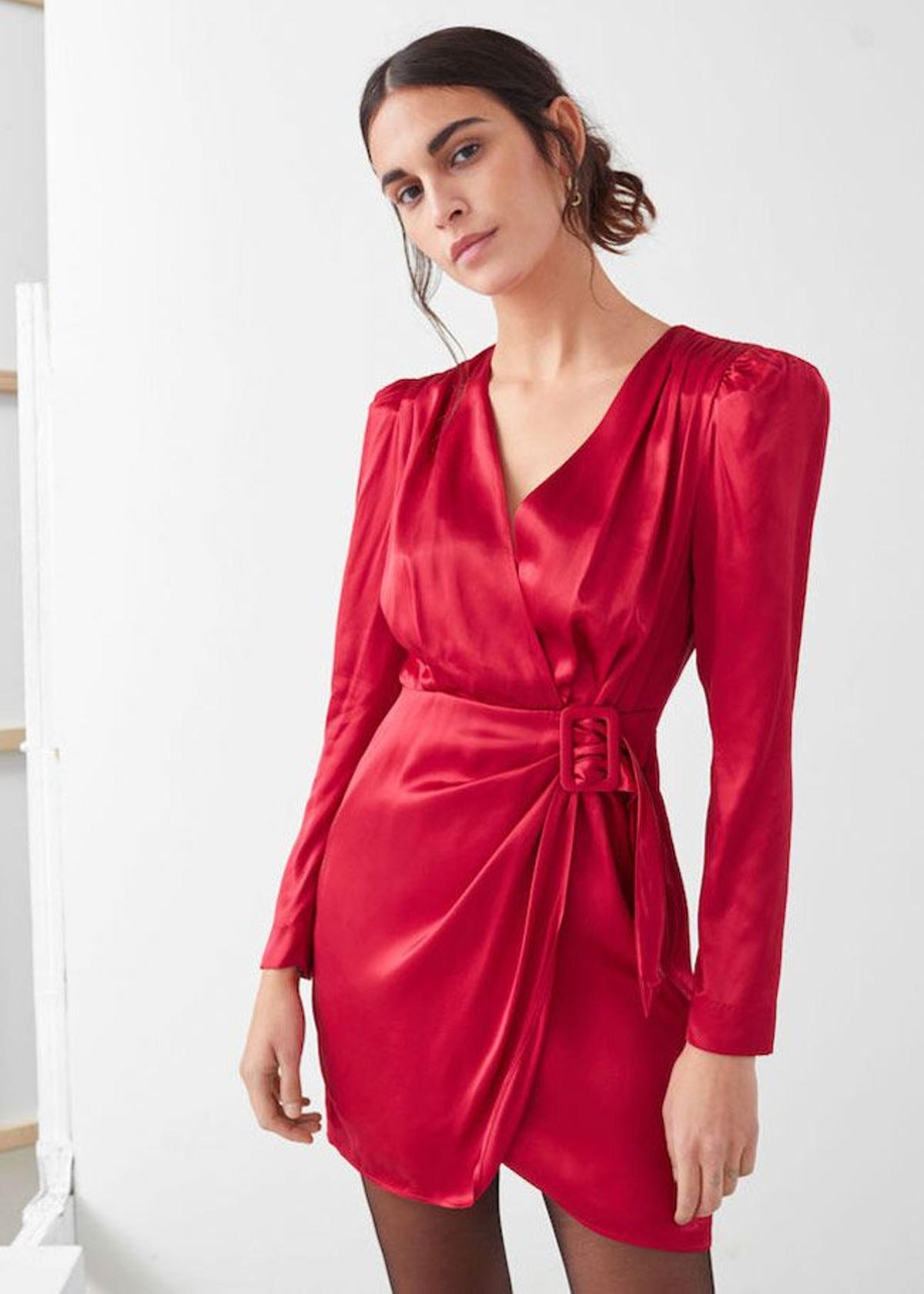 Vestido rojo satinado, de & Other Stories