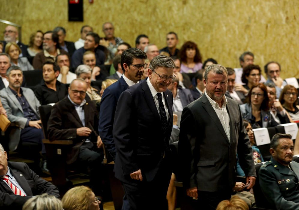 Ximo Puig llegó acompañado del alcalde de Sagunt, Francesc Fernández.
