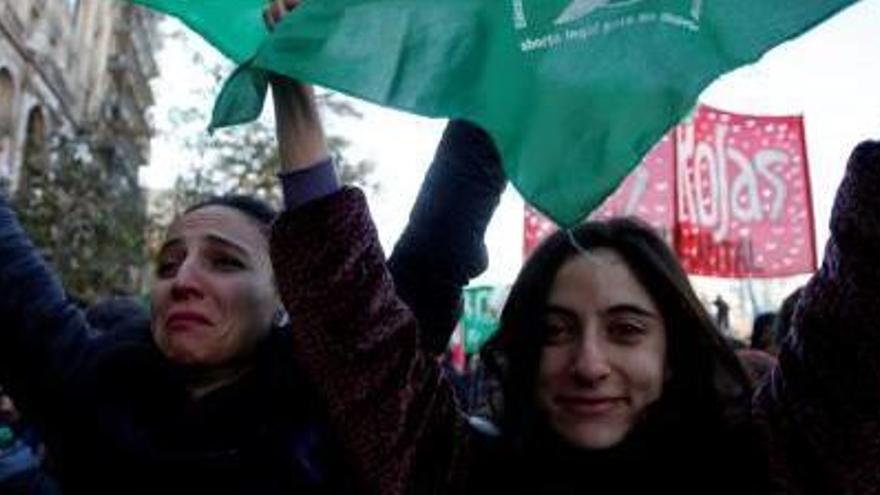 Partidàries de l&#039;avortament celebren la despenalització.