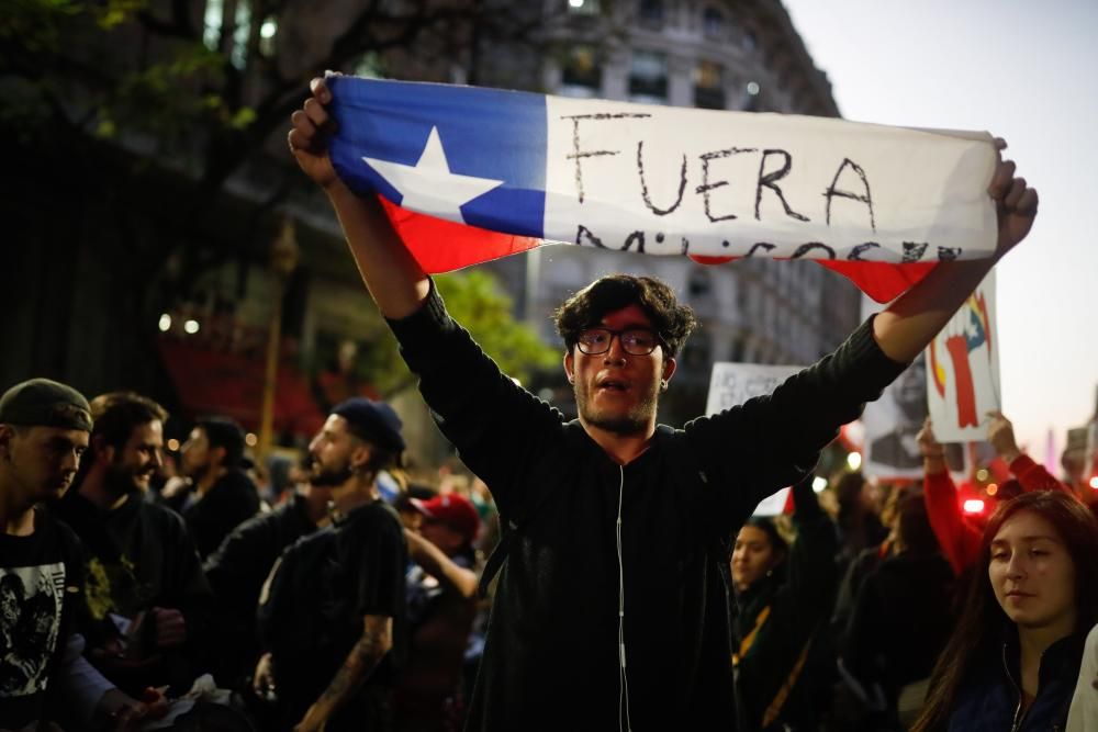 Protestas contra el Gobierno de Piñera y la ...