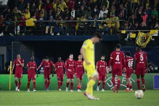 Directo | El Villarreal sueña y llega al descanso con la eliminatoria empatada