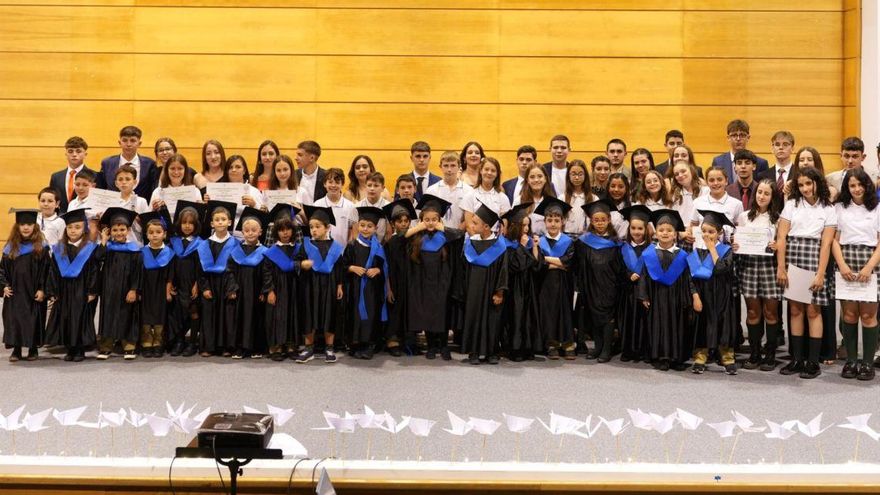 Acto de graduación del María Inmaculada en el auditorio de la Semana Verde. | Bernabé |