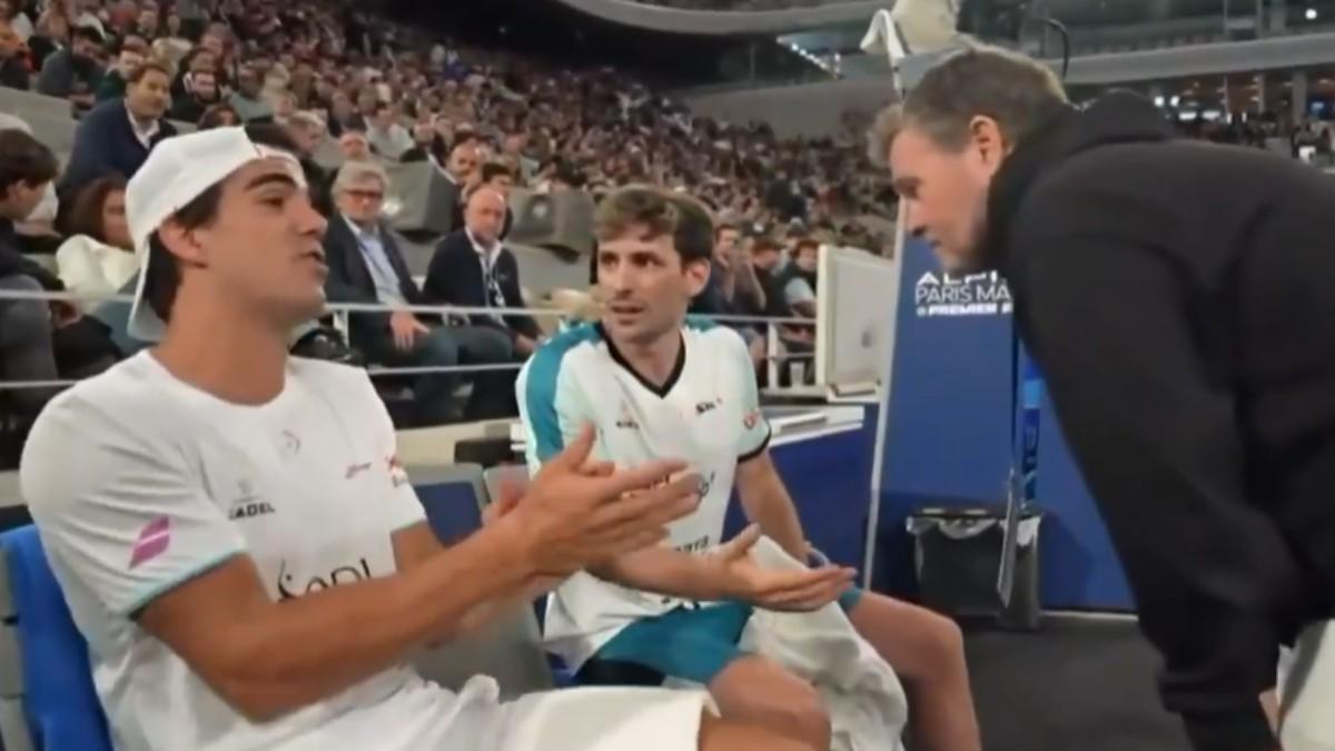 Juan Lebrón, discutiendo con Stupaczuk en el banquillo