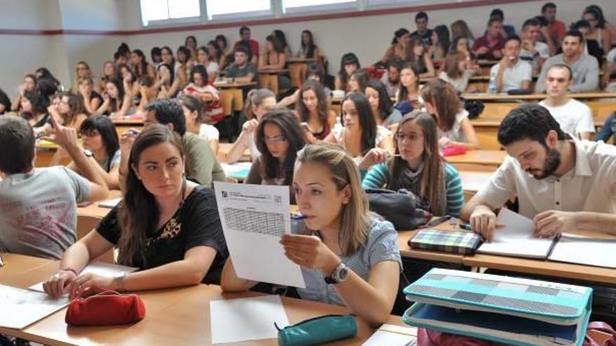 Estudiantes de Medicina de la UJI en el inicio de curso.