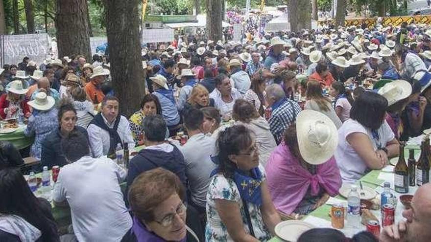 se llenó de comensales. // Carlos Peteiro