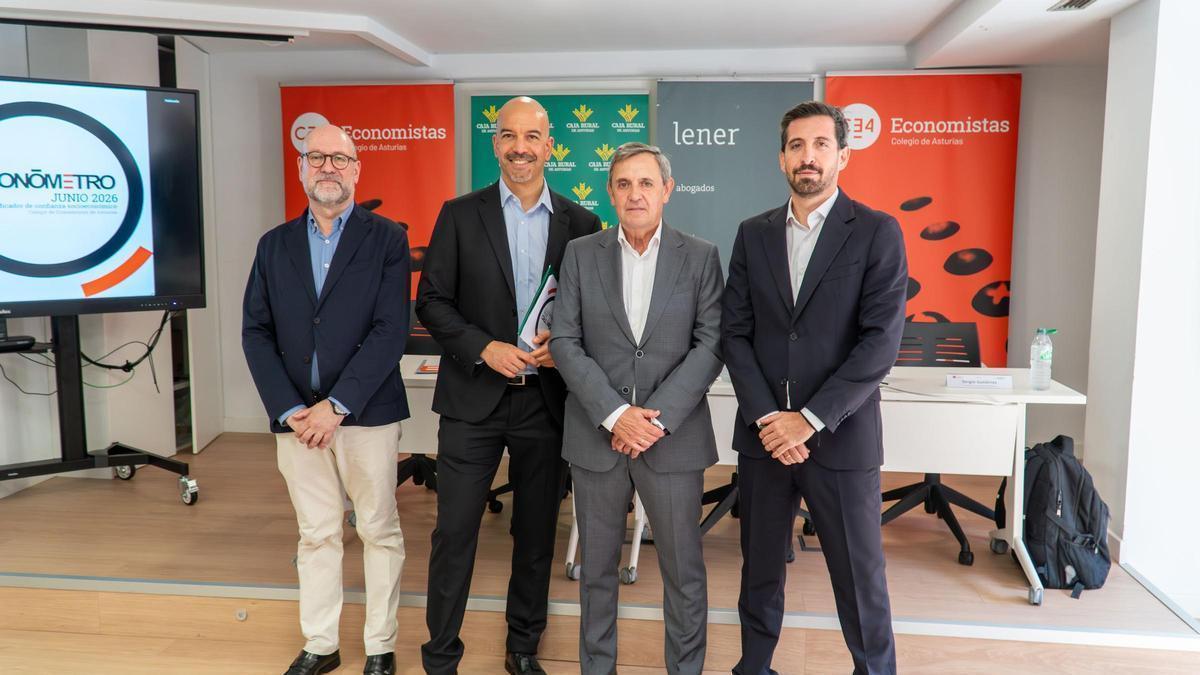 De izquierda a derecha: Santiago Álvarez, Mariano Espín, Abel Fernández y Sergio Gutiérrez.