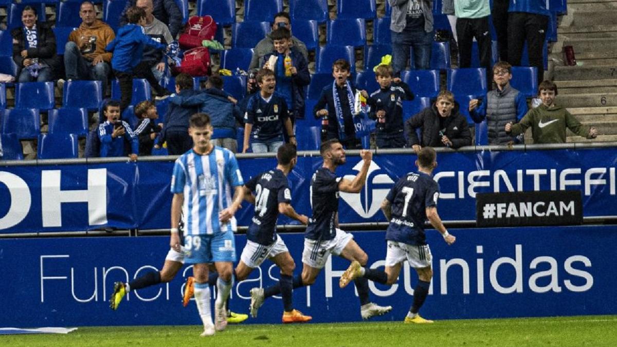 El Málaga CF cayó por 2-1 en su última visita al Carlos Tartiere con doblete del exblanquiazul Borja Bastón.