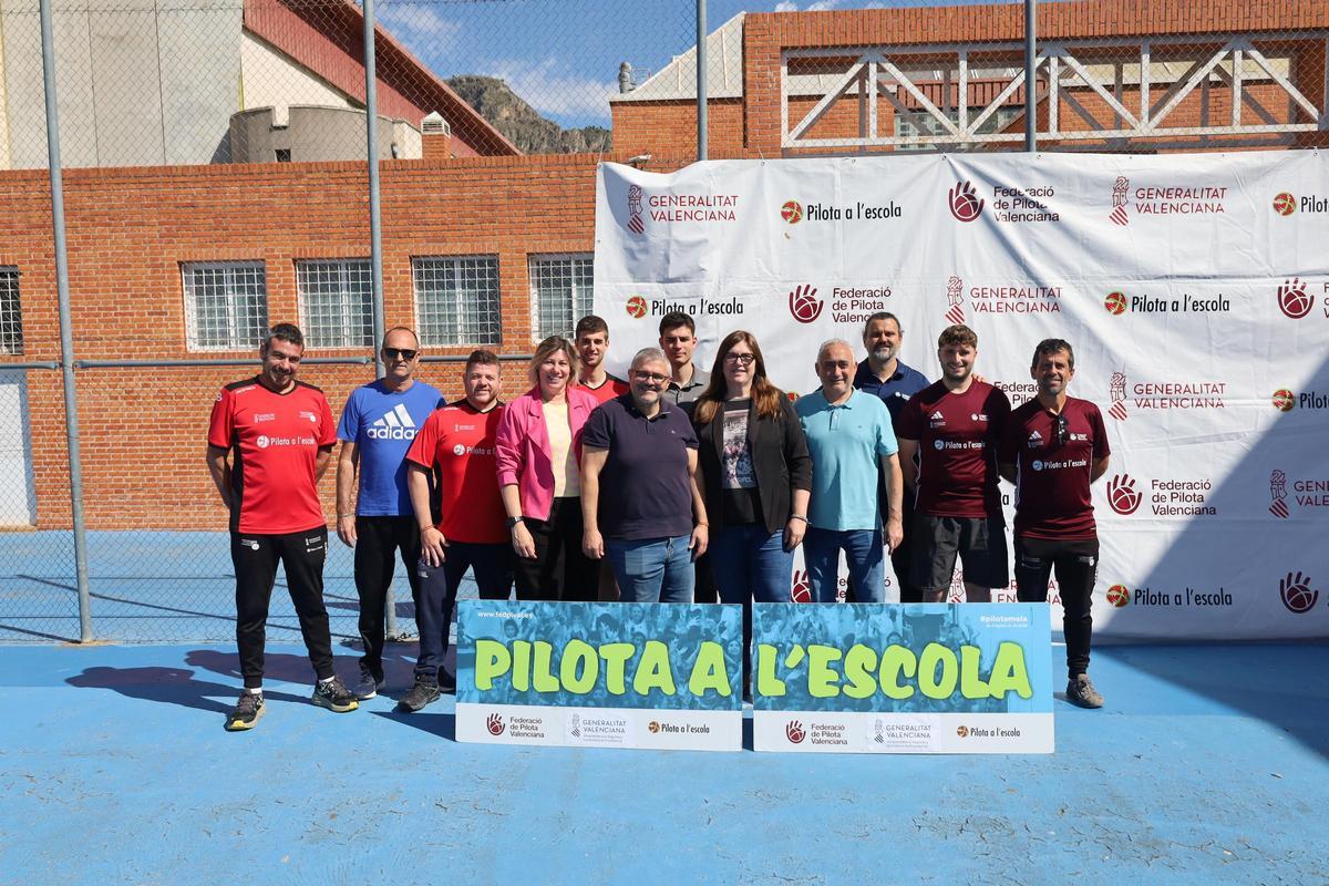 Les autoritats municipals de Tavernes van estar presents a la Trobada.