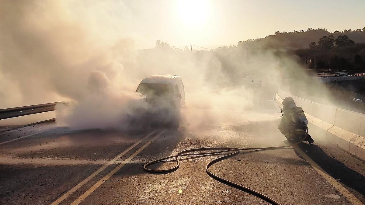 incendio en la NVI en Iñás