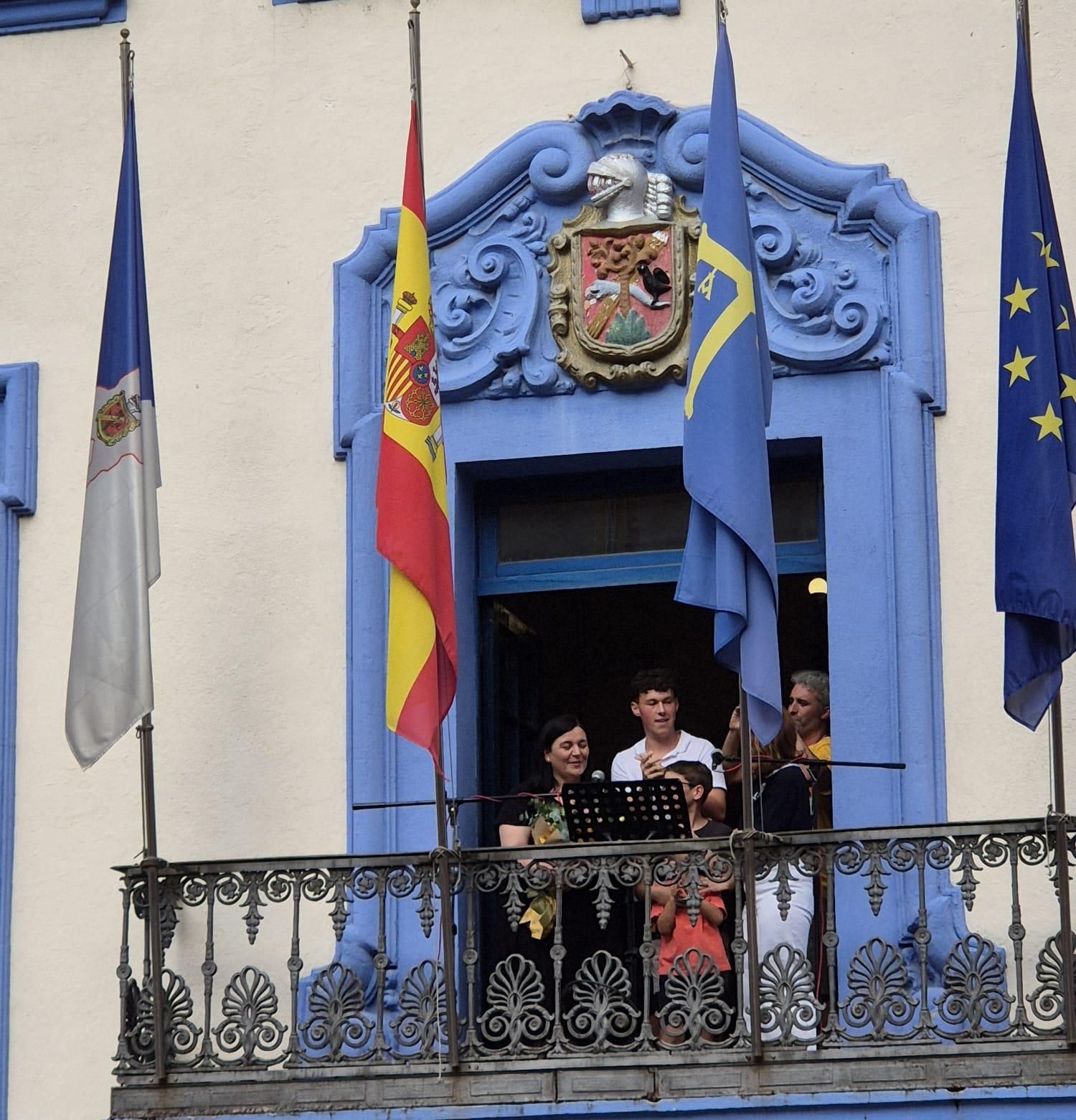 El pregón de Santiago y Santa Ana, en imágenes