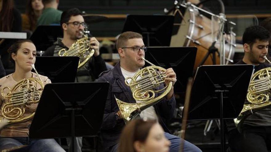 La Joven Orquesta de Canarias actúa en la capital