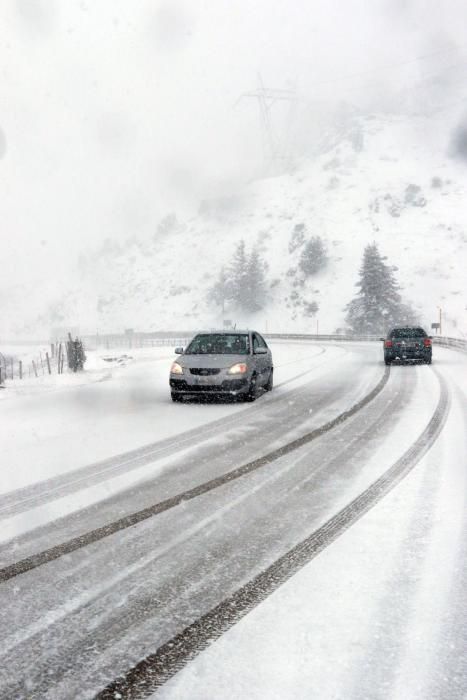 Nieve en Pajares