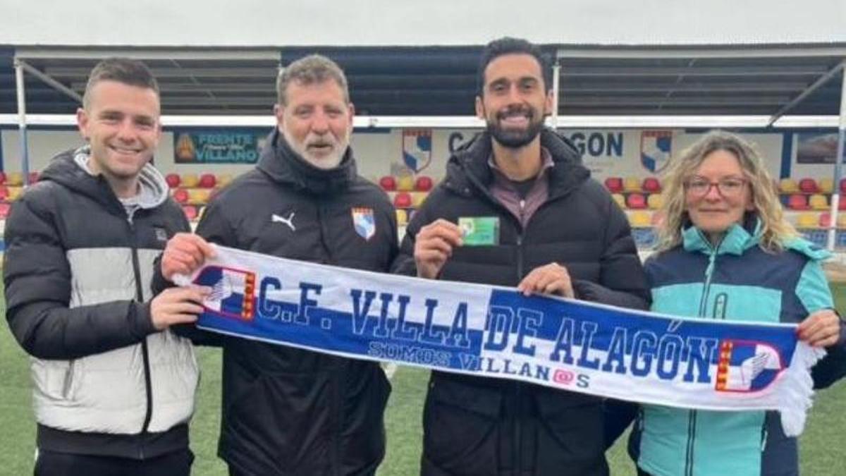 Álvaro Arbeloa, actual entrenador del Real Madrid, socio del CF Villa de Alagón desde enero de 2026