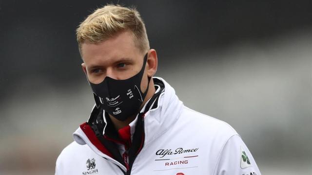 rpaniagua55314555 alfa romeo driver mick schumacher of germany inspects the tr201008195447