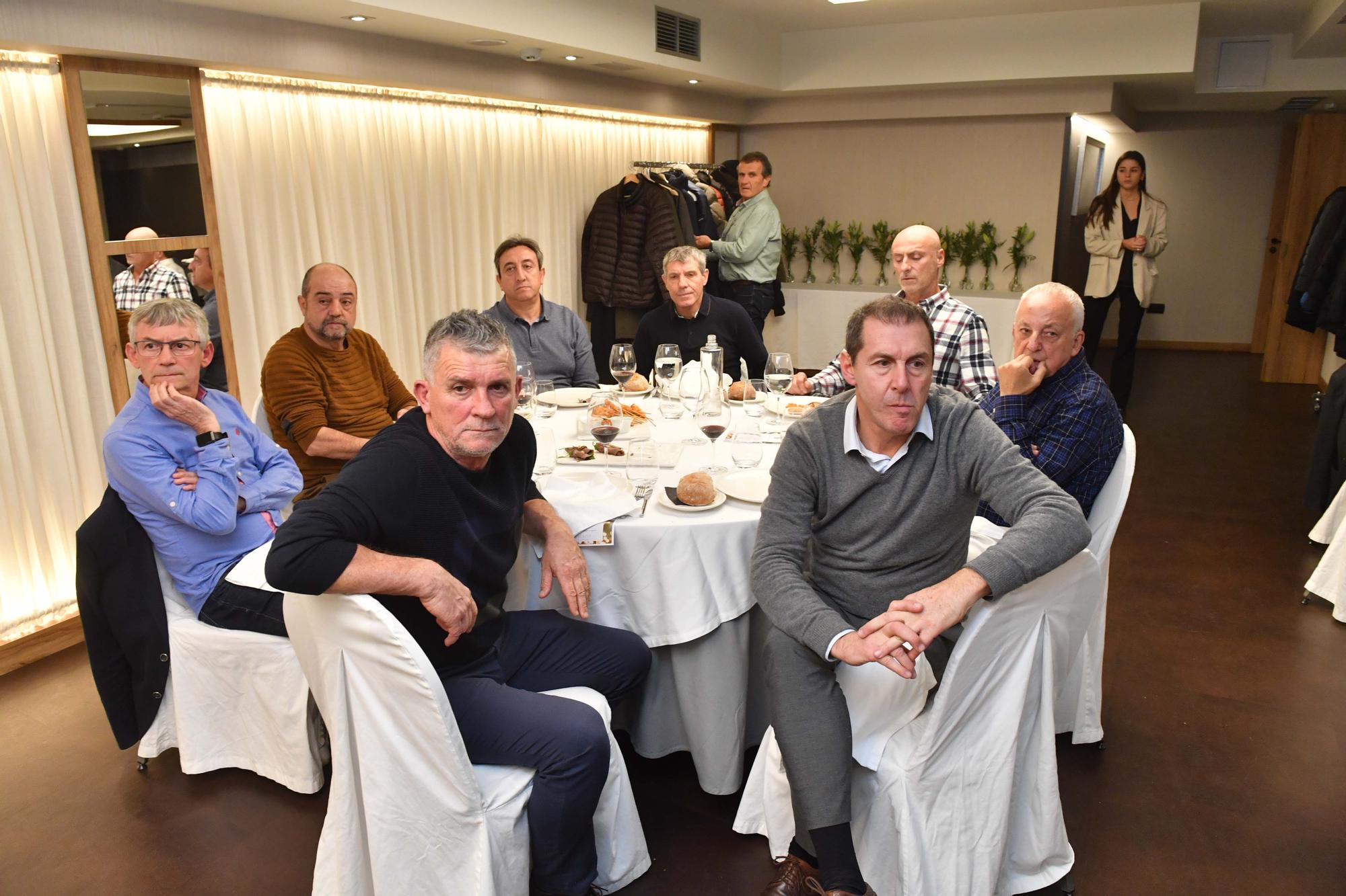 Los veteranos del Deportivo se reúnen para una cena