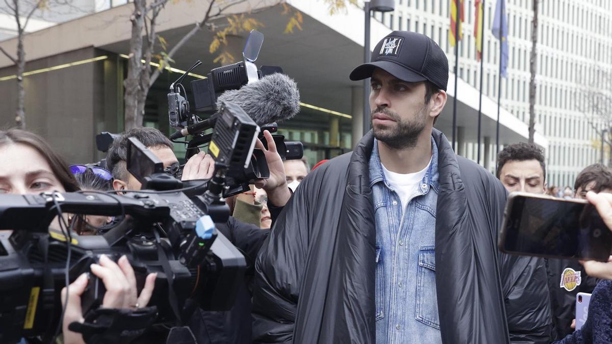 Piqué desaparece tras el lanzamiento de la nueva canción de Shakira.