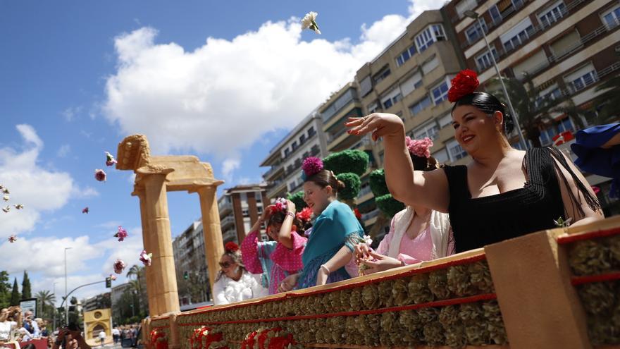 La Junta apoya que la Batalla de las Flores de Córdoba sea declarada de Interés Turístico