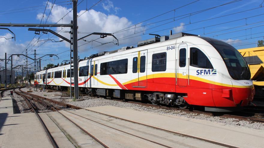 Los servicios de tren y metro mantienen por primera vez su horario de invierno durante todo el mes de julio en Mallorca