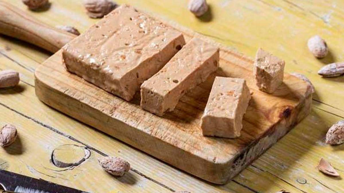 La receta para preparar turrón de almendras casero en 8 pasos