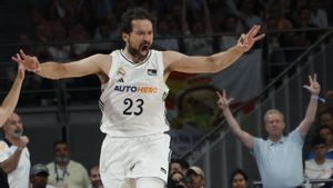 Sergio Llull celebra una canasta durante el Real Madrid-Baskonia.