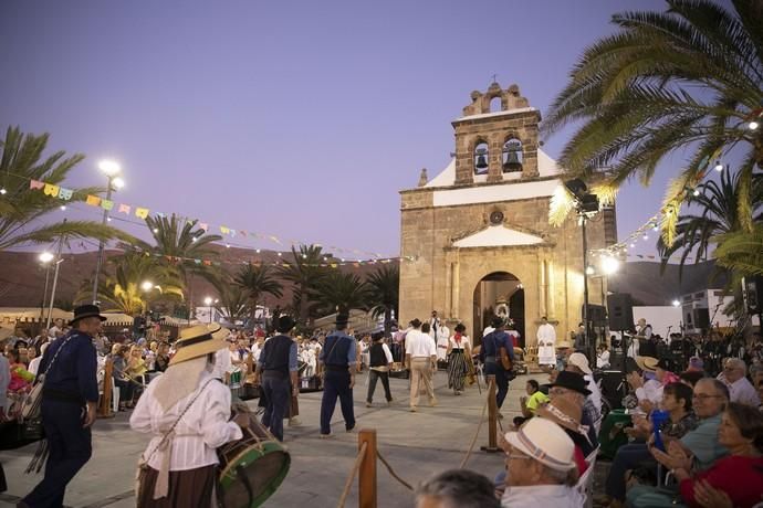 Fiestas de La Peña: Romería-ofrenda a la Virgen