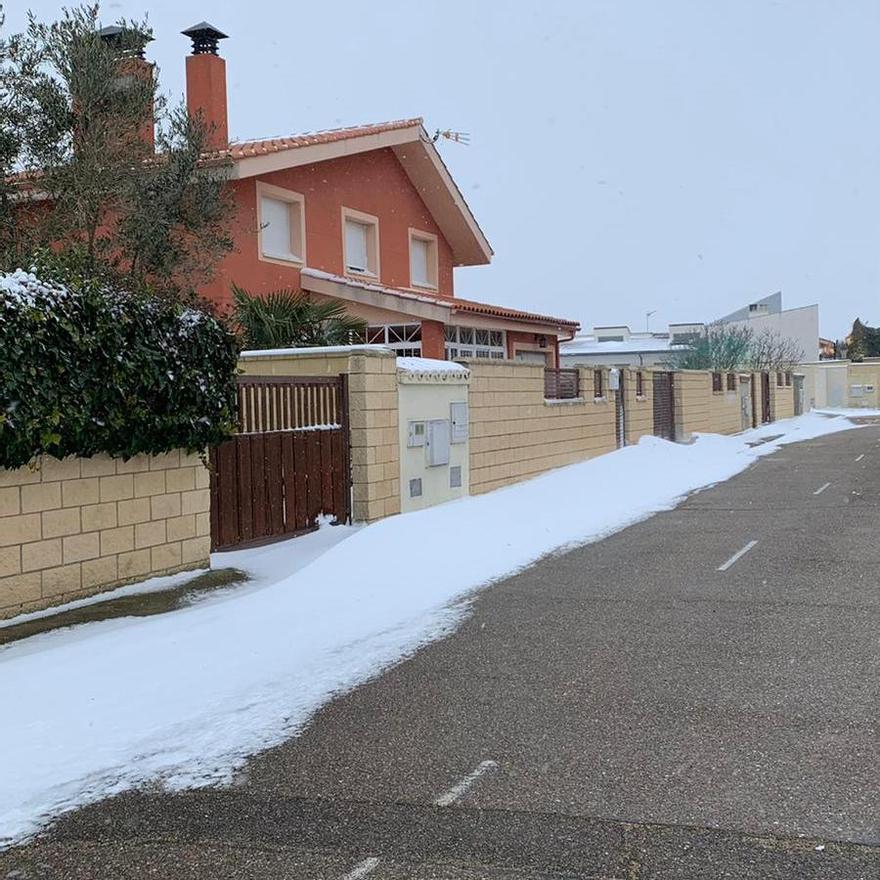 Las calles de Morales, despejadas de nieve