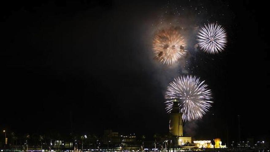 Fuegos artificiales de la Feria de Málaga.