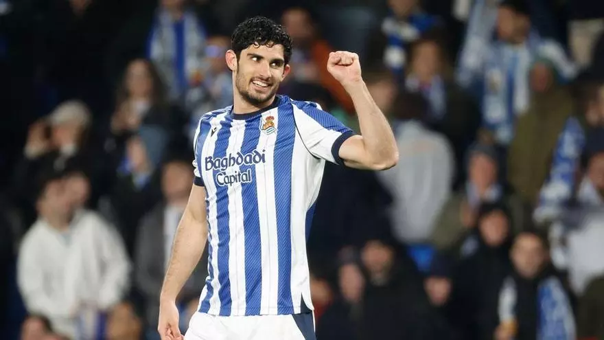 ¡La increible colocación de Guedes dio el segundo tanto para la Real Sociedad!
