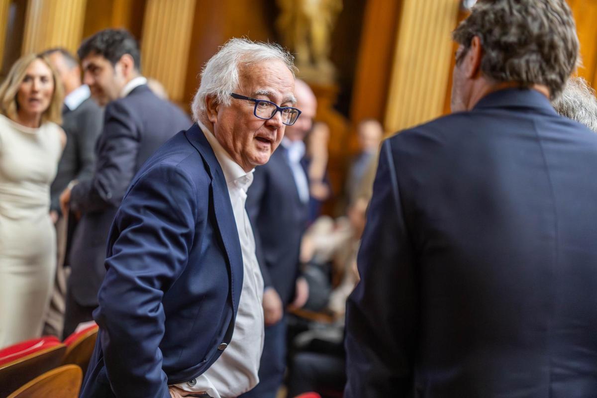 El decano del Colegio Notarial de Catalunya, José Alberto Marín, entre los asistentes en la presentación de ASVAL