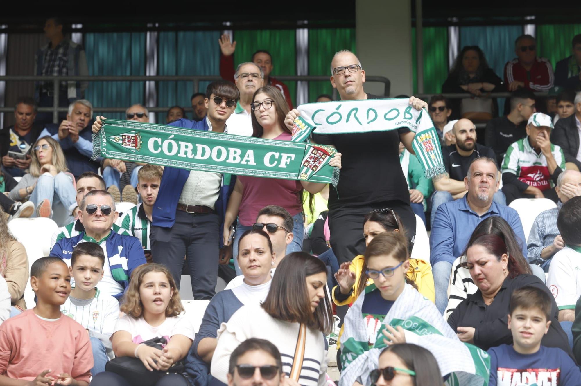 Córdoba CF - AD Ceuta : las imágenes de la afición en El Arcángel
