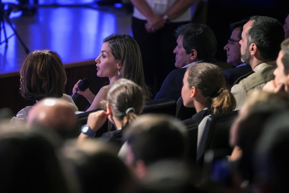 La Reina inaugura en Oviedo los cursos de verano de la Fundación