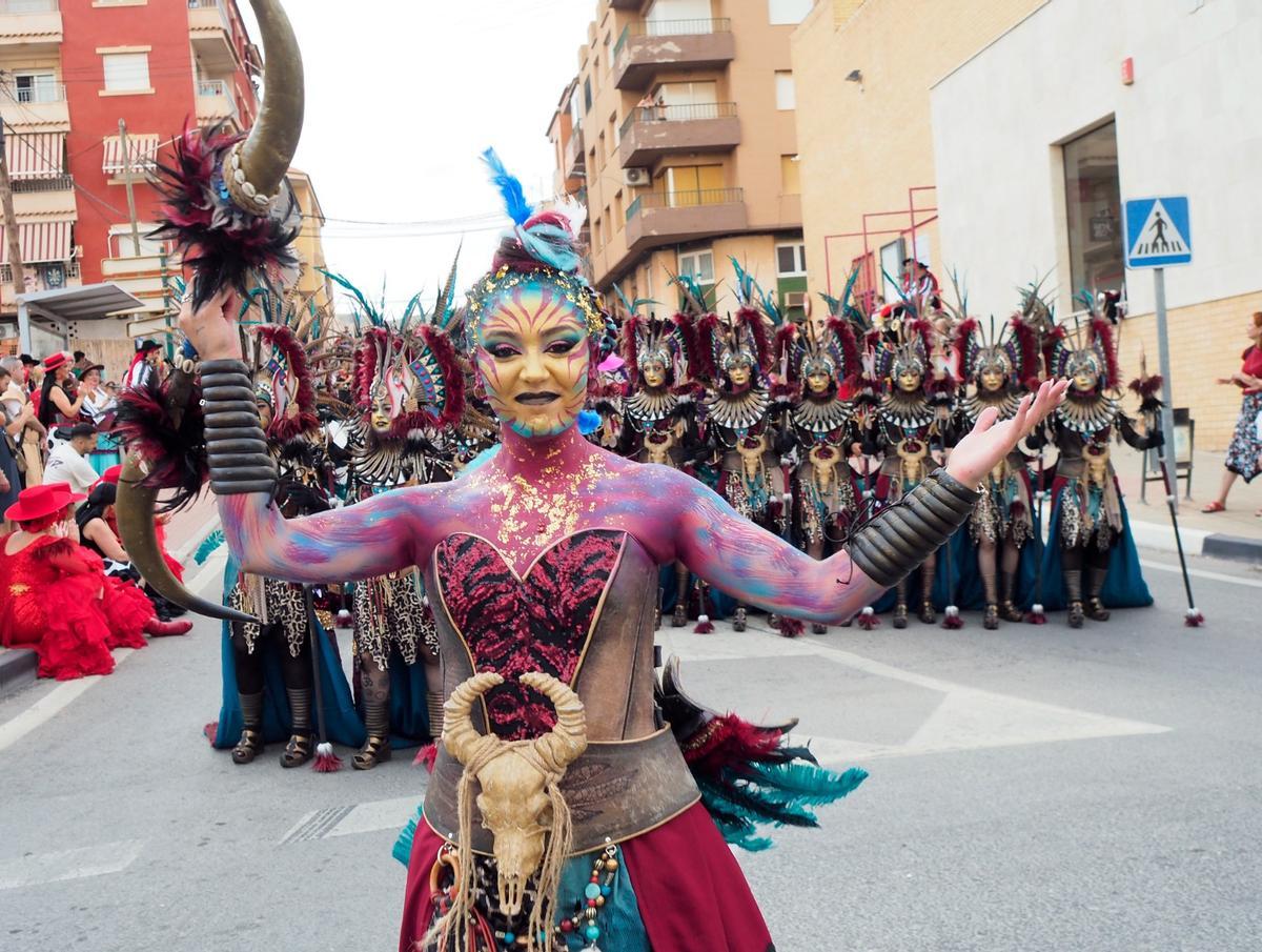 La Entrada Mora de los Moros y Cristianos de Agost, en imágenes