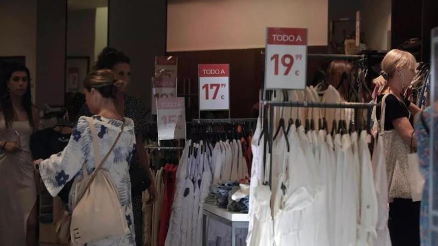 Kampf gegen die Inflation auf Mallorca: 14 Prozent mehr Gehalt im Einzelhandel