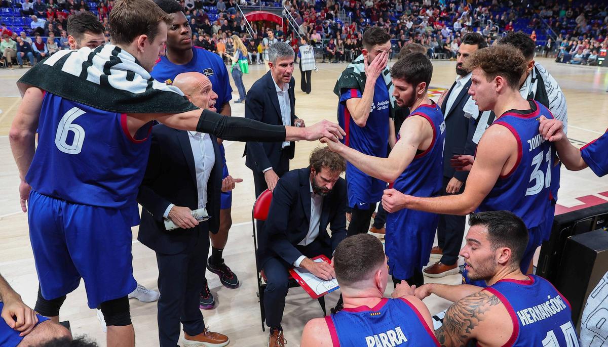 Grimau prepara una jugada durante el encuentro ante el BAXI Manresa