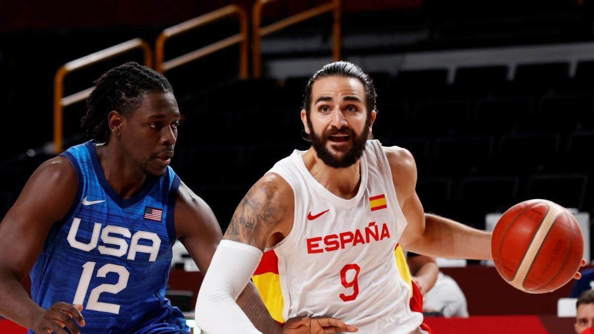 Rubio ataca a Jrue Holiday en un lance de juego en los JJOO