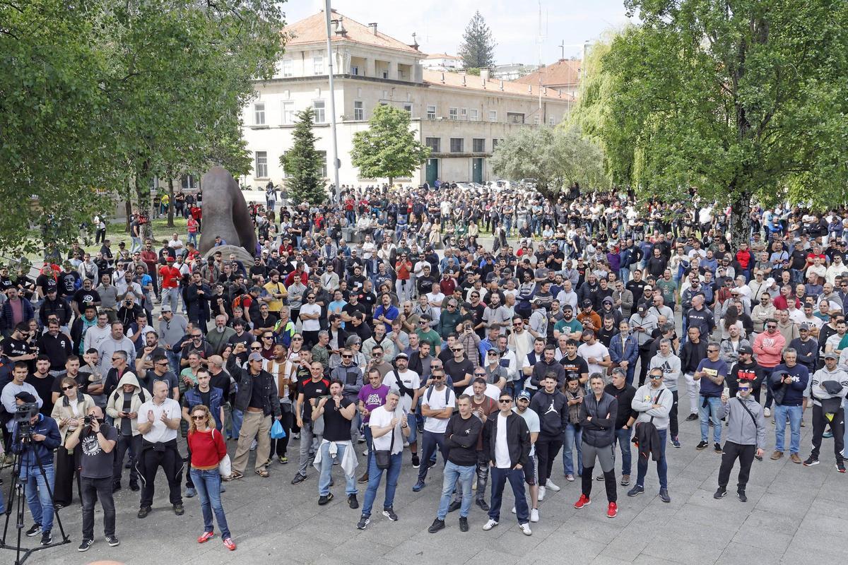 Los trabajadores del metal de Pontevedra inician sus movilizaciones por el nuevo convenio: primera huelga Los trabajadores del metal de Pontevedra inician sus movilizaciones por el nuevo convenio: primera huelga