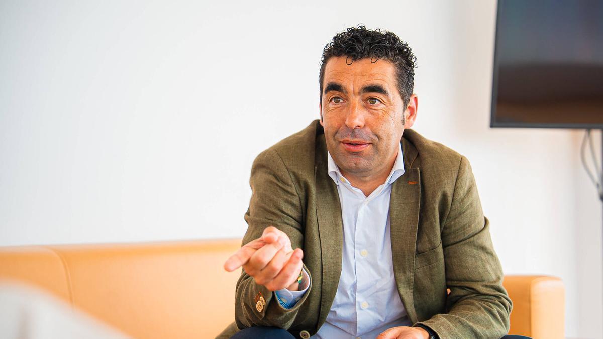 Luis López leva 3 anos a cargo da Deputación de Pontevedra