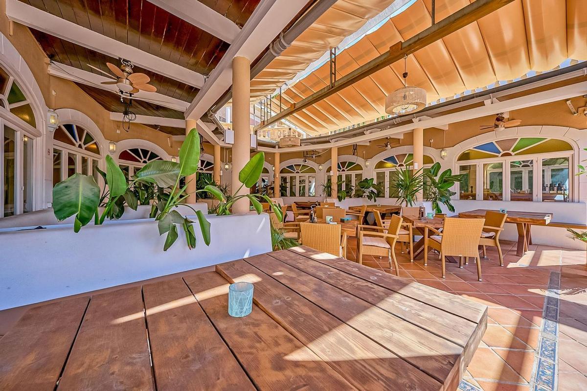 Für 250.000 Euro inseriert: So sieht es aktuell im Sharky's von "Goodbye Deutschland"-Mallorca-Auswanderer Steff Jerkel aus