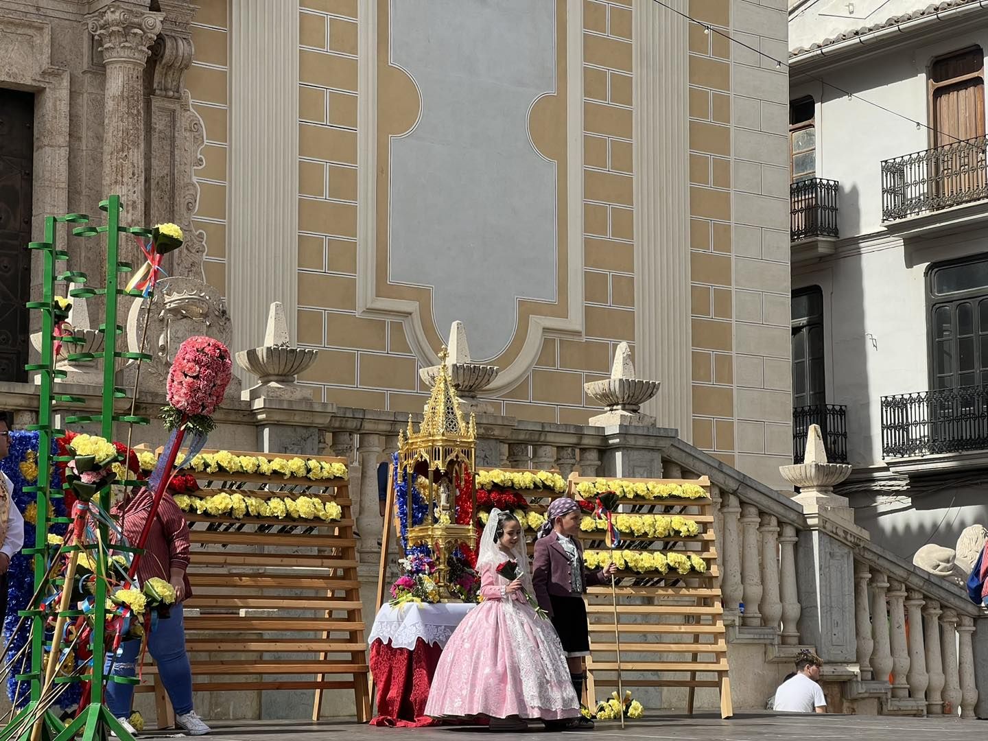 Benaguasil celebra su tradicional Ofrenda a la Mare de Déu de las Fallas de 2023