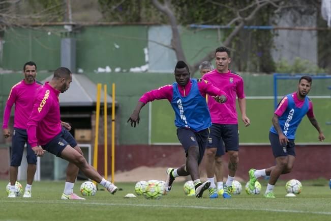 FÚTBOL PRIMERA DIVISIÓN