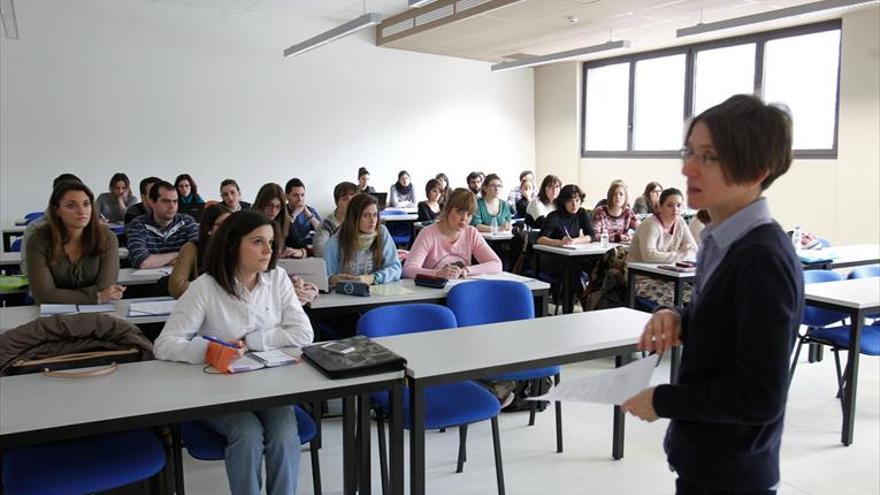 Aragón cubre todas sus plazas de Magisterio en Zaragoza y Huesca