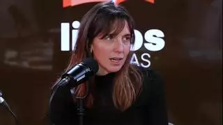 Laura Ferrero, en el pódcast del suplemento ABRIL: "Ya no está tan estigmatizado el divorcio como estaba en los 80"