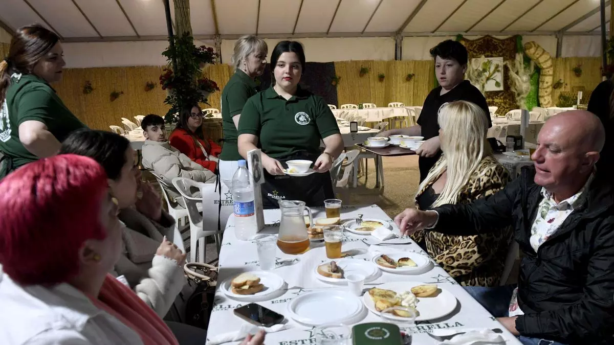 Murcia enciende las barracas y abre  los Jardines por las Fiestas de Primavera