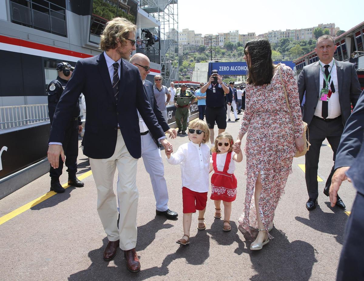 Andrea Casiraghi y Tatiana Santo Domingo en el circuito de Montecarlo