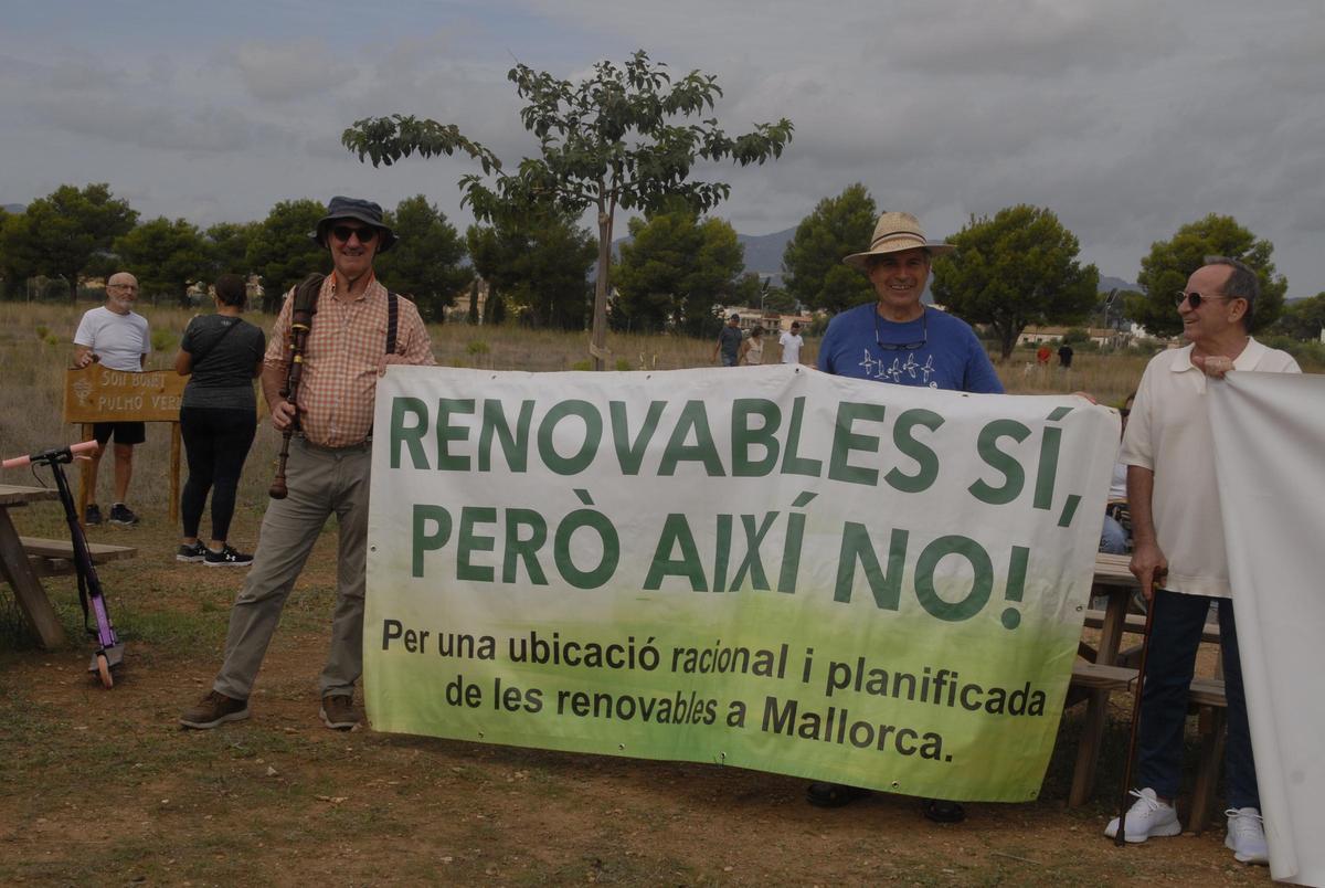 Otra imagen de la protesta realizada en Son Bonet este domingo.