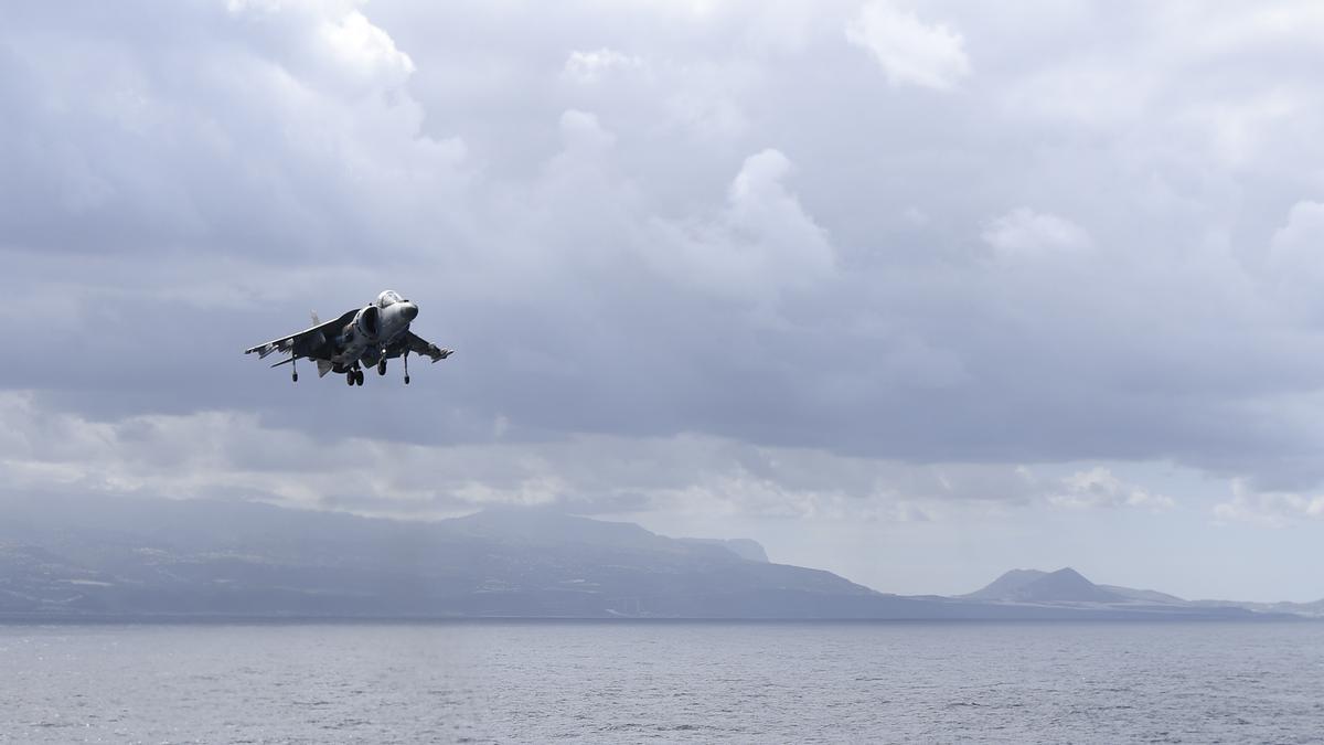 Imagen de las maniobras militares Gruflex-18 en aguas de Canarias.