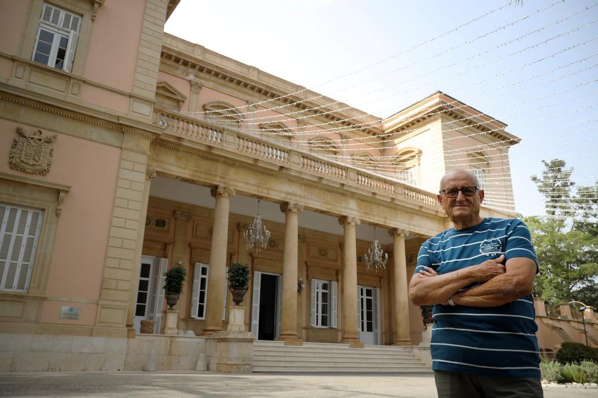 Manuel López Sánchez, esta semana en el antiguo palacio que formó parte del psiquiátrico de los hermanos de San Juan de Dios.